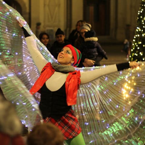 Laura Baldini performer bolle di sapone